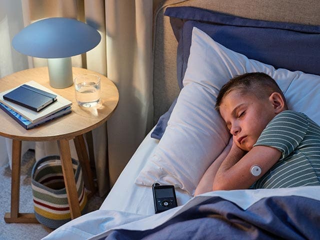 Instinct sensor on boy sleeping