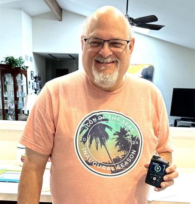MiniMed Champion Larry